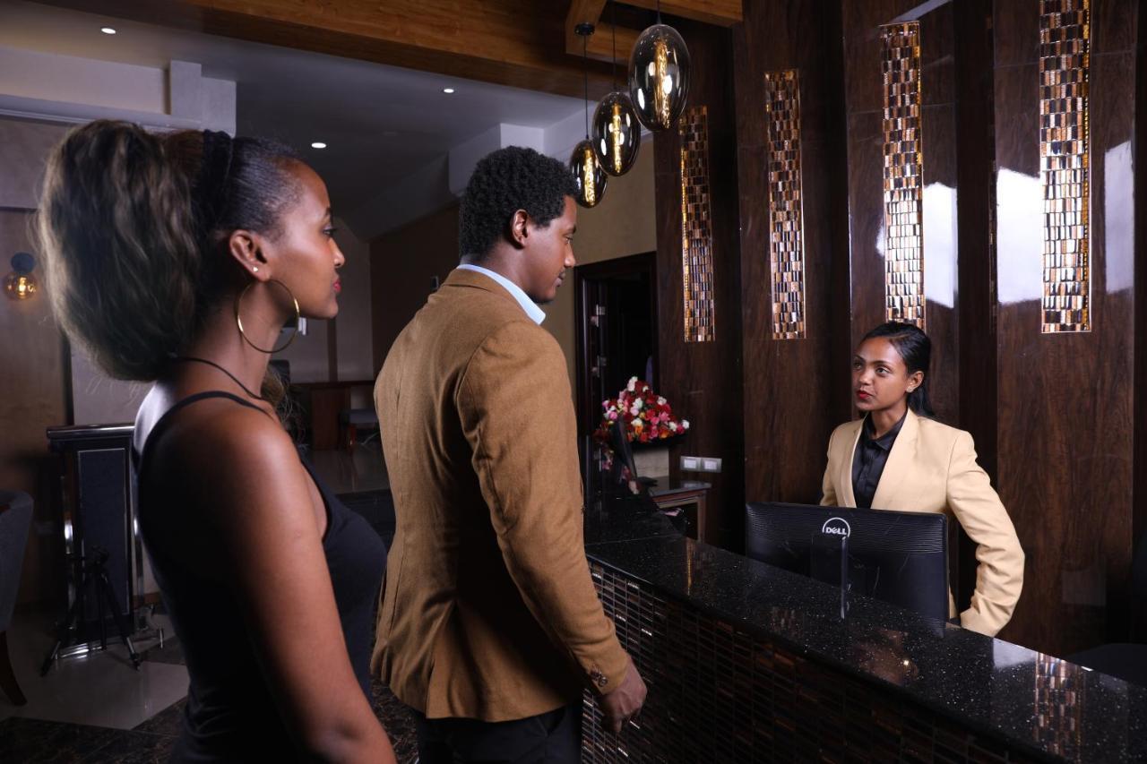 New Day Hotel アジス・アベバ エクステリア 写真