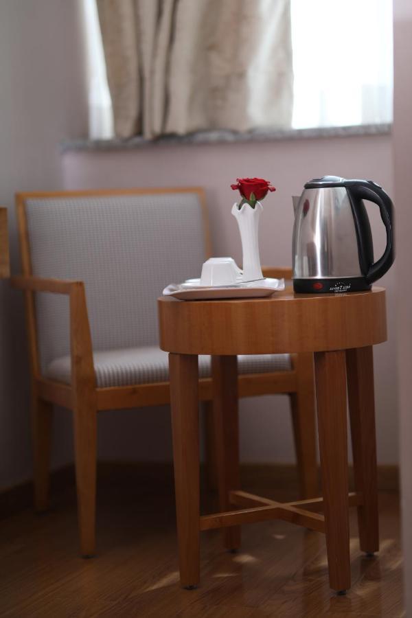 New Day Hotel アジス・アベバ エクステリア 写真