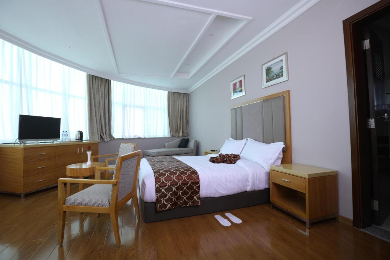 New Day Hotel アジス・アベバ エクステリア 写真
